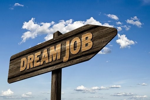 Image of sign board directing to Dream Job